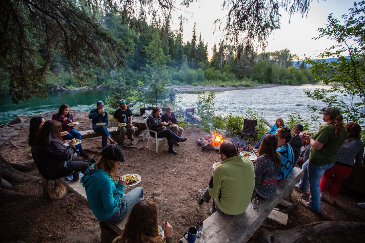 Bear Claw Lodge Kispiox Ngoại thất bức ảnh