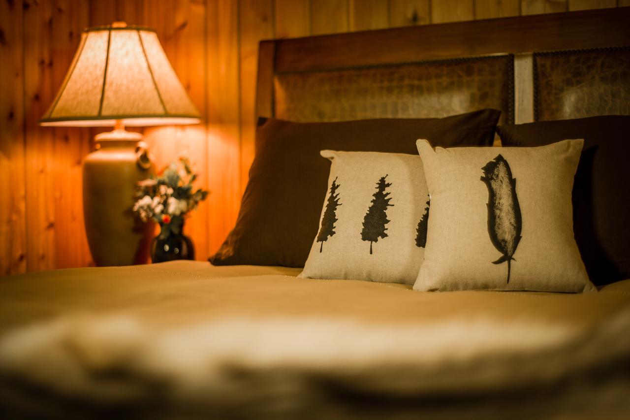Bear Claw Lodge Kispiox Phòng bức ảnh