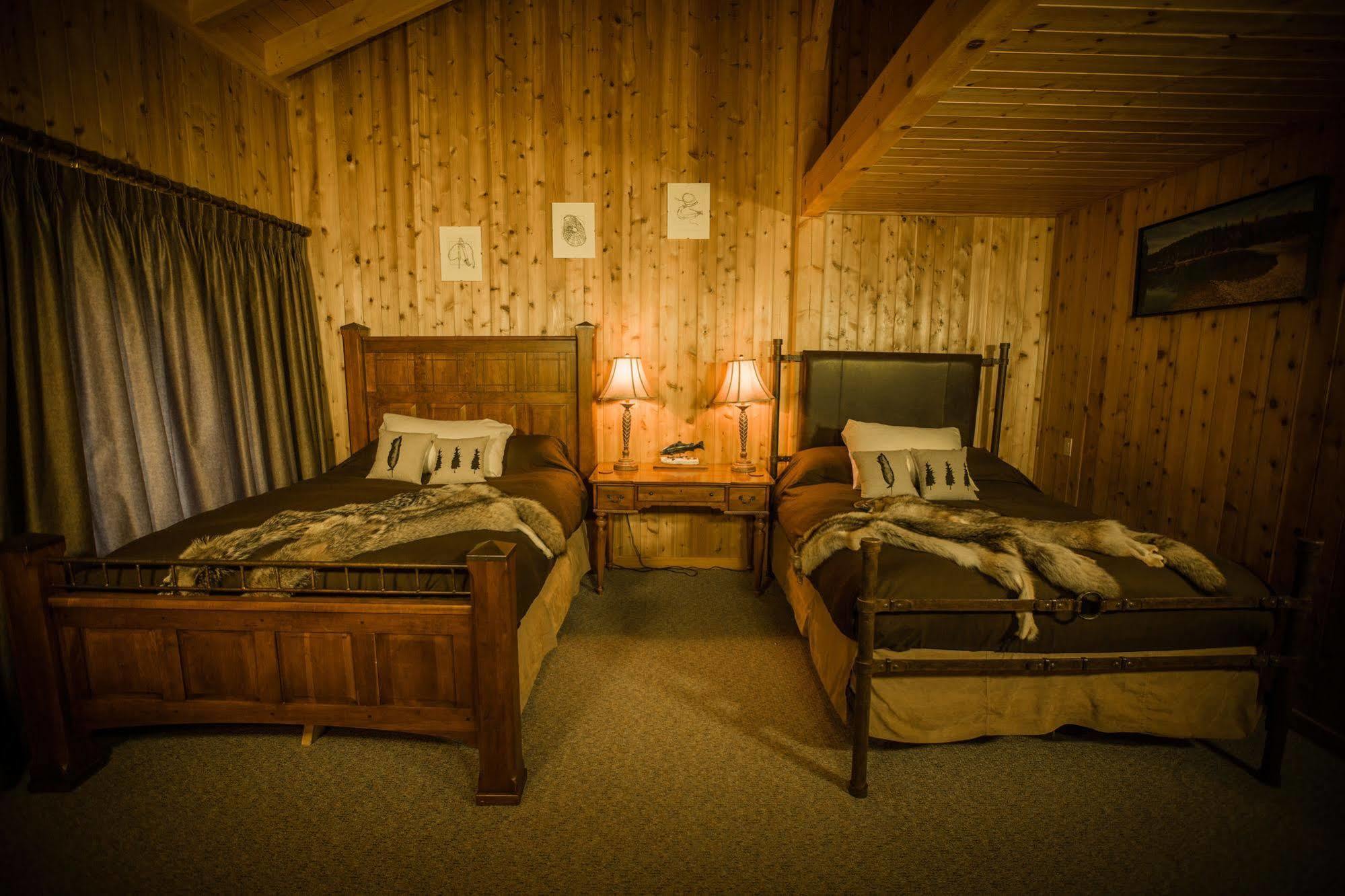 Bear Claw Lodge Kispiox Ngoại thất bức ảnh